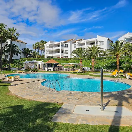 Apartment Sleeps 4 Miraflores
